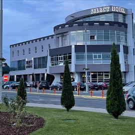 Hotel Select，位于锡比乌的酒店