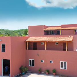 Hotel Punta Palmeras，位于Pérula的酒店
