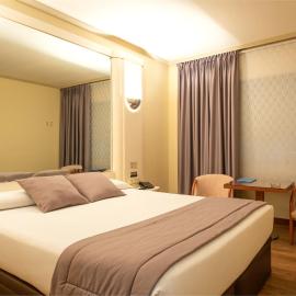 Motel Jardin，位于奥莱罗斯的酒店