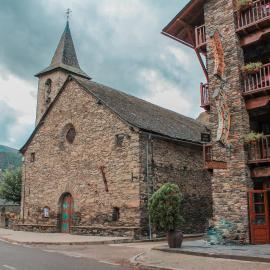 Hotel Saloria，位于Alins的酒店