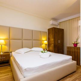 Hotel Corvaris，位于布加勒斯特的酒店