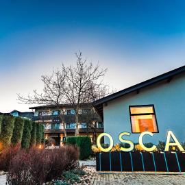 Pensiunea Oscar，位于坎皮纳的酒店