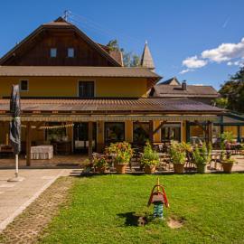 Karnischer Hof，位于圣斯蒂凡安德的酒店