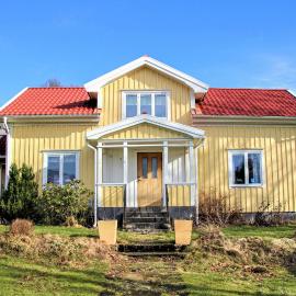 3 Bedroom Nice Home In Torup，位于Torup的酒店