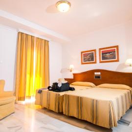 Hotel Abades Loja，位于洛哈的酒店