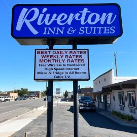 Riverton Inn & Suites Riverton,位于里弗顿的酒店
