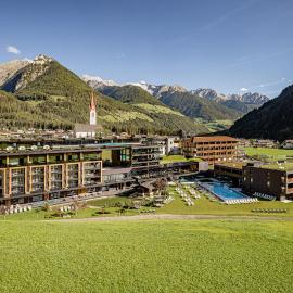 Alpine Luxury SPA Resort Schwarzenstein