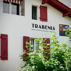 Hôtel Restaurant Trabenia，位于亚斯凯恩的酒店