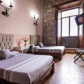 Hotel Cantera Rosa，位于莫雷利亚的酒店