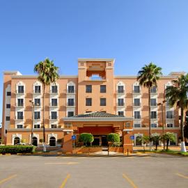 iStay Hotel Ciudad Victoria，位于维多利亚城的酒店