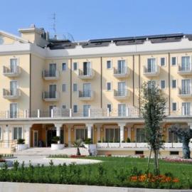 HOTEL CONCORDE，位于圣艾智德阿拉维的酒店