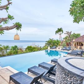 Anda Amed Villas & Spa，位于艾湄湾的酒店