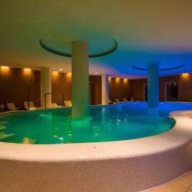 Hotel Villa Ricci & Benessere，位于基安奇安诺泰尔梅的酒店
