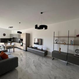 Mediterranean Escape - 3 Bedroom Apartment Gozo，位于泽布季的酒店