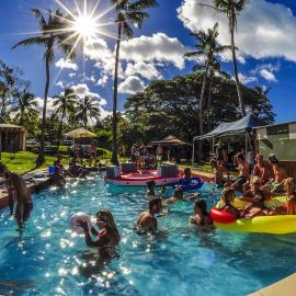 Nomads Airlie Beach，位于埃尔利海滩的酒店