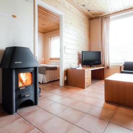 Lapland Hotels Äkäshotelli，位于阿卡斯洛姆波罗的酒店
