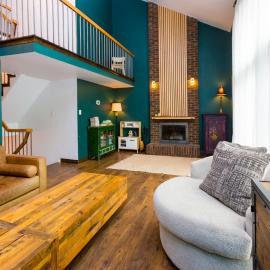 Cosy 3-Bedroom Home in Quiet Cul-de-Sac.，位于皮克灵的酒店