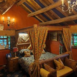 Wizards Thatch Luxury Suites，位于阿尔德利埃奇的酒店
