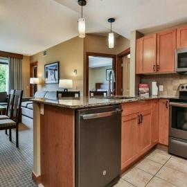 Luxury Falcon Crest Lodge 1 Bedroom 1 Pullout Kitchen Hot Tub