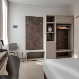 Hotel Boston，位于蒙特卡蒂尼泰尔梅的酒店