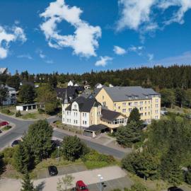 Schlossberghotel Oberhof，位于奥伯霍夫的酒店