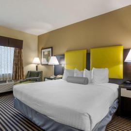 Best Western Plus Searcy Inn，位于瑟西的酒店