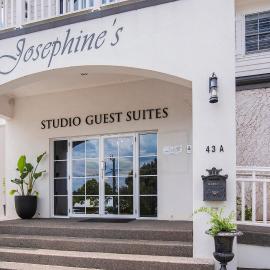 Josephines Luxury Accommodation，位于玛格丽特河的酒店