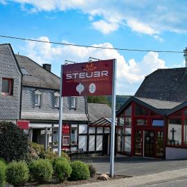 Hotel Steuer，位于Allenbach的酒店