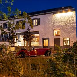 Tailors Trail Beaufort Holiday Home and Rooms in Mullerthal，位于博福特的酒店