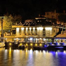 Assos Behram Special Class Hotel Adults Only,位于贝拉姆卡尔的酒店