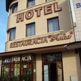 Hotel Anka，位于斯拉百斯的酒店
