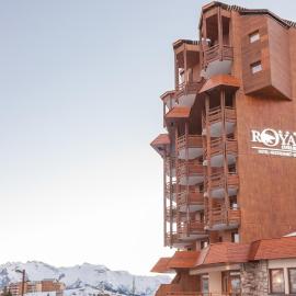 Royal Ours Blanc Boutique Hôtel & Spa，位于拉普德兹的酒店