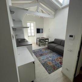 Smart Apartments Palazzo Mazzini，位于罗韦雷托的酒店