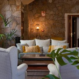 Hotel El Tejar & Spa，位于比拉夫洛尔的酒店