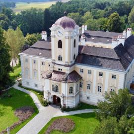 Schlosshotel Rosenau Superior，位于罗西瑙城堡的酒店