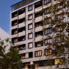 The Port Square Hotel，位于比雷埃夫斯的酒店