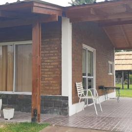 Cabaña Las Brisas，位于普洛缇尔的酒店