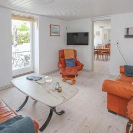 1 Bedroom Stunning Apartment In Samsø，位于Onsbjerg的酒店
