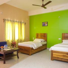 Rains Inn Eco Hotel，位于Diphu的酒店
