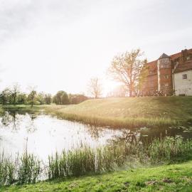 Hotel Schloss & Gut Ulrichshusen，位于Ulrichshusen的酒店