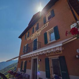 Osteria Manciana con Alloggio MONTE GENEROSO，位于Scudellate的酒店