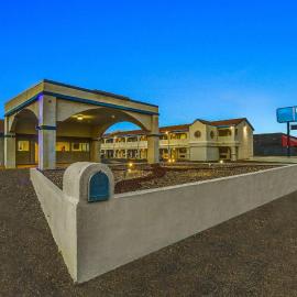 Motel 6-Clovis, NM，位于克洛维斯的酒店