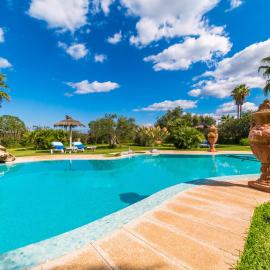 Ideal Property Mallorca - Can Gamundi，位于穆罗的酒店