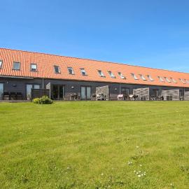2 Bedroom Beautiful Apartment In Samsø，位于Samsø的酒店