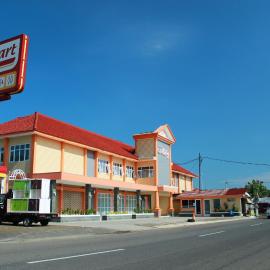 Aluky Hotel，位于马贾伦卡的酒店