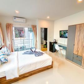 Sailor Hotel Pattaya - Nice Rooms & Steps to Walking Street，位于南芭堤雅的酒店