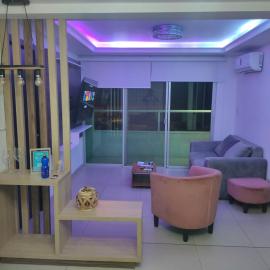 Cómodo dpto full equipo 2 hab, seguridad y parqueo privado，位于瓜亚基尔的酒店