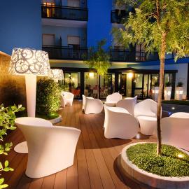 Hotel Continental,位于托尔托雷托的酒店