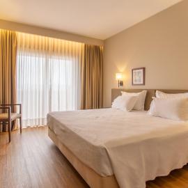 TURIM Santa Maria da Feira Hotel，位于圣玛丽亚大德费拉的酒店