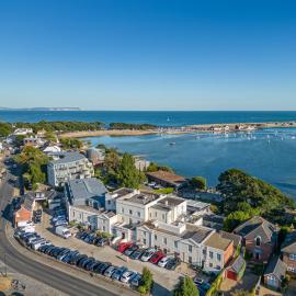 Harbour Hotel & Spa Christchurch，位于基督城的酒店